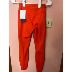 Nike legging x-small with side pockets